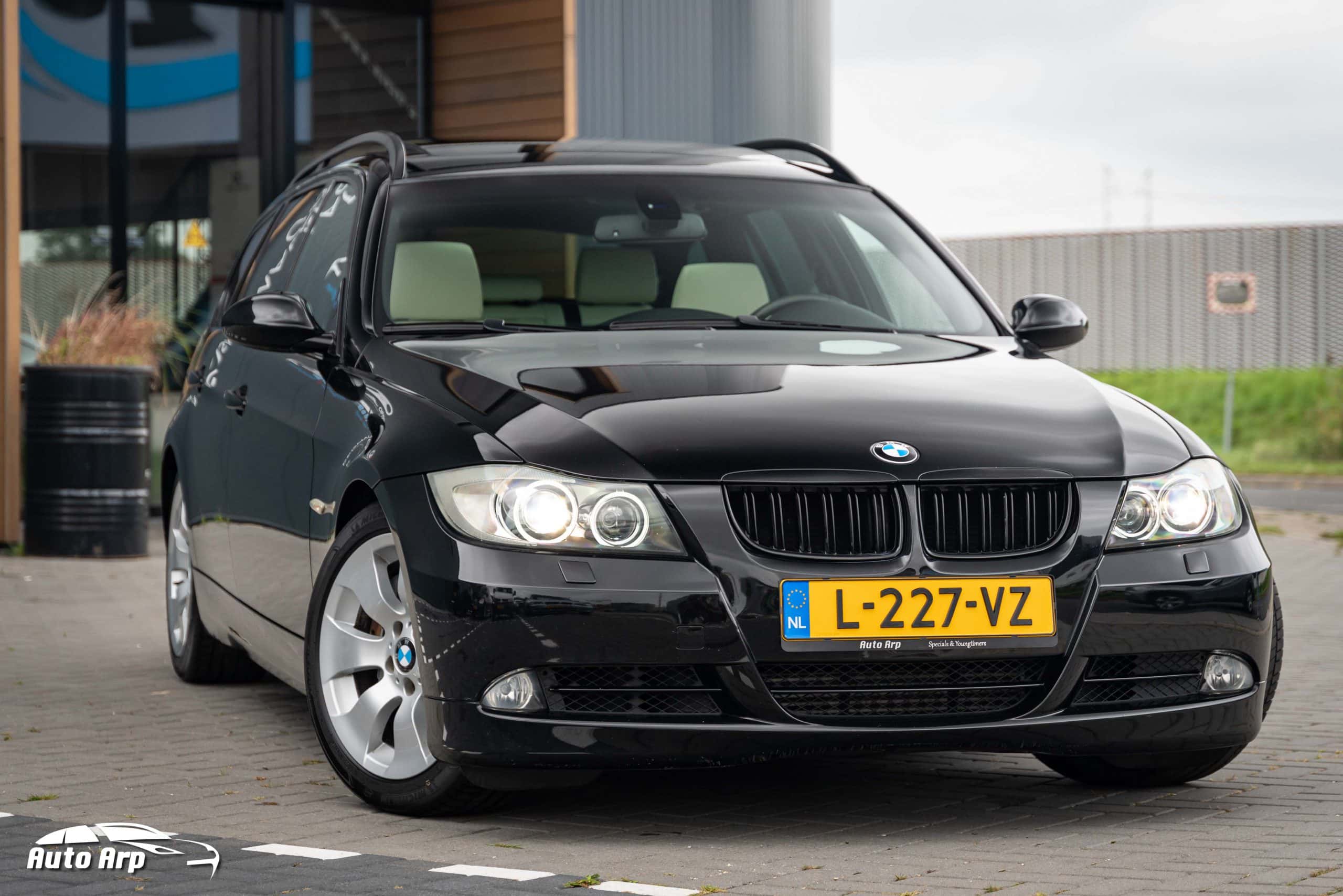 https://www.autoarp.nl/wp-content/uploads/2021/09/BMW-335-1-van-35-scaled.jpg